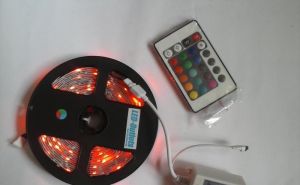 Predám nový Rgb led 3528 pásik 5metrov 300LED